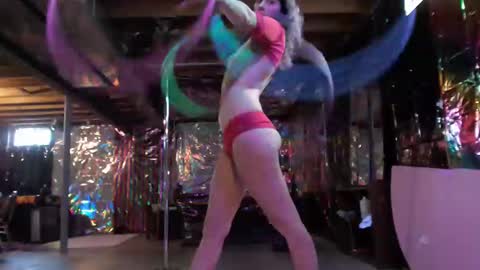 Violet Hooper online show from December 2024 06:43:01 PM