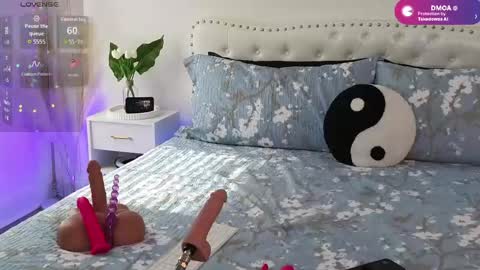 VioletBaby online show from June 2026 02:12:01 PM