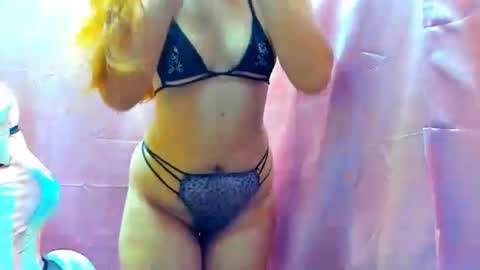 Livia help get 100 likes online show from May 2026 09:23:02 PM