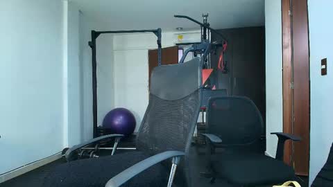 violetroussee online show from October 2025 12:09:01 AM