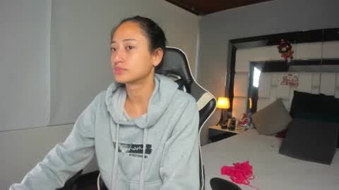 violetskinny online show from January 2026 08:01:01 PM