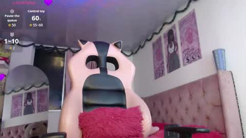 violett_brown9 online show from April 2026 04:19:01 AM