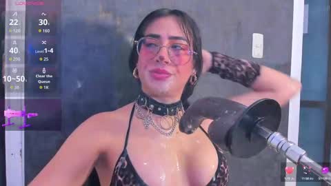 Violett online show from October 2025 06:11:02 AM