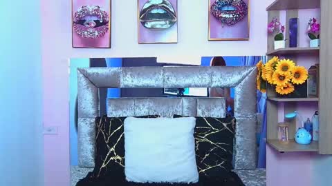 Violeta froz online show from October 2025 07:21:02 PM