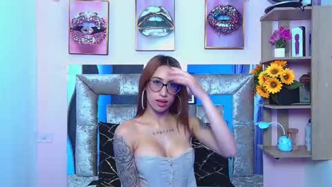 Violeta froz online show from November 2025 08:42:02 PM