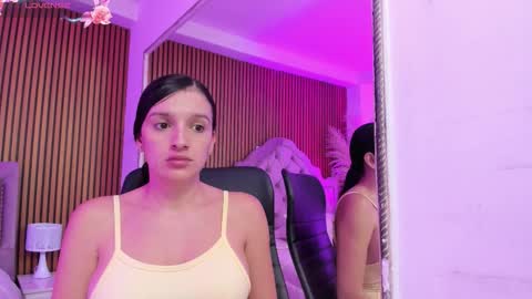 violett_hott_ online show from March 2026 12:09:01 PM