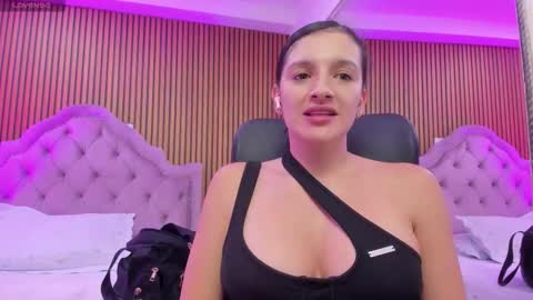 violett_hott_ online show from March 2026 11:59:02 AM