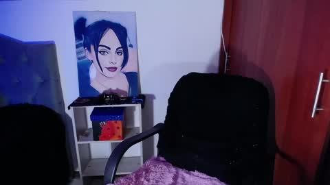 Snapshot of violett_hottie chatting on January 2025 10:18:01 PM violett Independent model online show from January 2025 10:18:01 PM