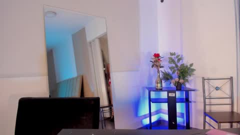 Snapshot of violetta_bold chatting on April 2026 03:39:01 PM violetta_bold online show from April 2026 03:39:01 PM