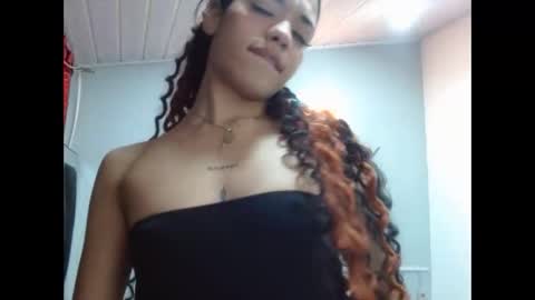 Snapshot of violetta_dreams chatting on October 2025 08:29:01 PM violetta_dreams online show from October 2025 08:29:01 PM