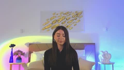 Snapshot of violetta_finch chatting on May 2026 10:34:01 AM violetta_finch online show from May 2026 10:34:01 AM