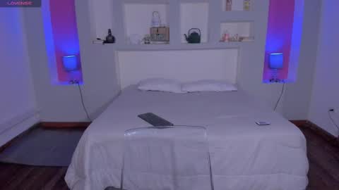 ViolettaBaker online show from September 2025 07:38:01 PM