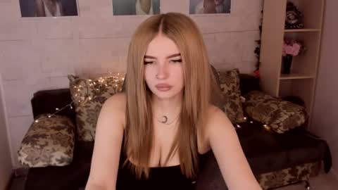 ViolettaOtis online show from December 2024 11:57:02 AM