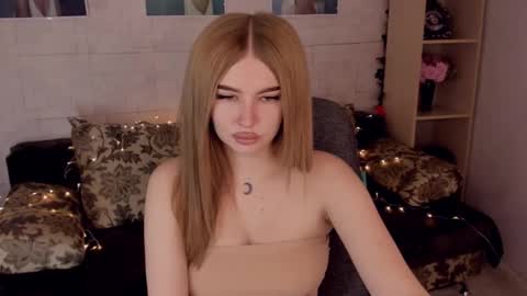 ViolettaOtis online show from December 2024 11:37:02 AM