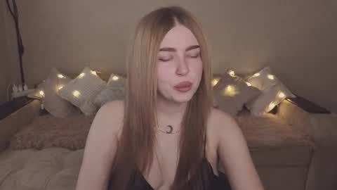 ViolettaOtis online show from November 2025 12:28:01 PM