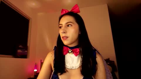 Violetta....Follow me in Twitter... online show from October 2025 02:09:02 AM