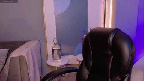 Snapshot of violettcastel chatting on November 2025 07:13:01 PM Violett Castel online show from November 2025 07:13:01 PM