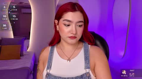 Snapshot of violettcastel chatting on November 2025 08:00:01 PM Violett Castel online show from November 2025 08:00:01 PM