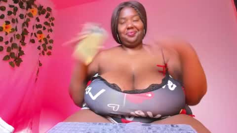 Call me valeria online show from May 2026 01:09:02 PM
