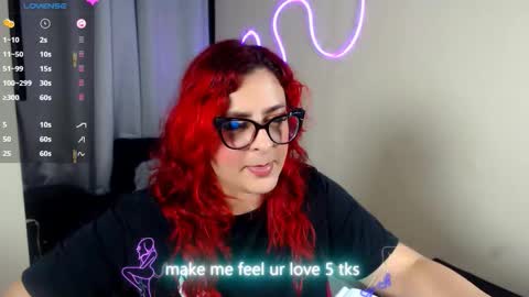 Snapshot of violettelynn_ chatting on February 2026 02:41:01 AM Violetta Morningstar online show from February 2026 02:41:01 AM