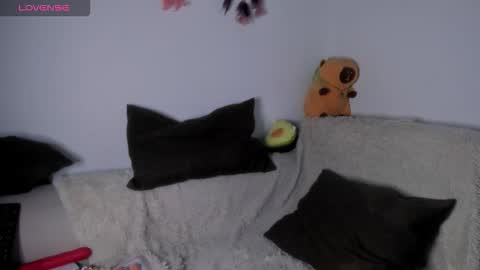 Violette  online show from October 2025 10:43:02 PM