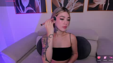 Violett  online show from May 2026 08:43:02 AM