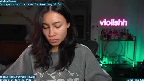 follow me on twitter violishh and ig violishh  online show from January 2025 04:18:01 AM