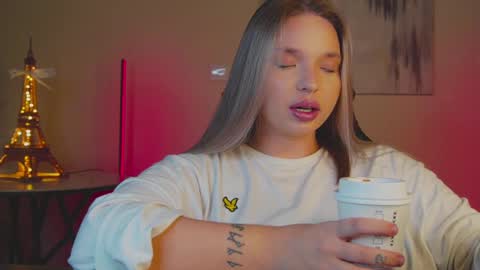 Violla online show from February 2025 08:21:02 AM