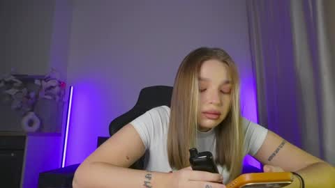 Violla online show from June 2026 07:18:01 AM
