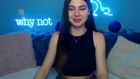 viollinalv online show from January 2025 11:43:02 AM