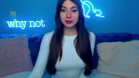 viollinalv online show from February 2025 05:40:02 AM