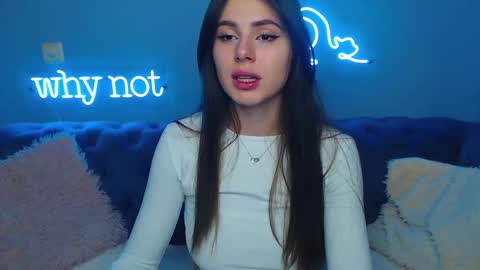 viollinalv online show from February 2025 08:50:02 AM