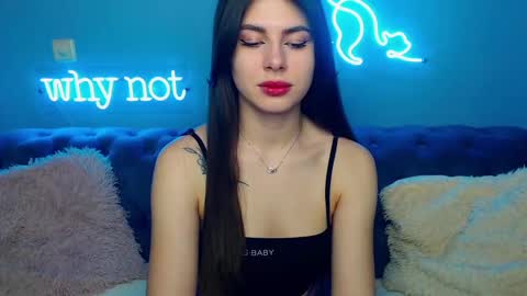 viollinalv online show from March 2025 05:42:02 AM