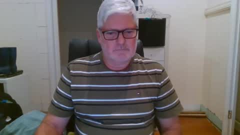 Snapshot of viper654321 chatting on December 2024 08:18:02 AM viper654321 online show from December 2024 08:18:02 AM