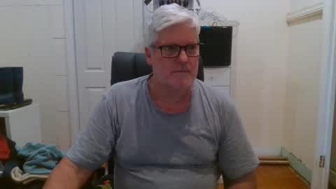 Snapshot of viper654321 chatting on December 2024 07:10:01 AM viper654321 online show from December 2024 07:10:01 AM