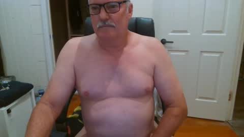 Snapshot of viper654321 chatting on October 2025 08:33:01 AM viper654321 online show from October 2025 08:33:01 AM