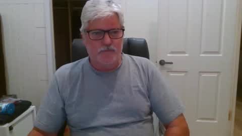 Snapshot of viper654321 chatting on November 2025 08:02:02 AM viper654321 online show from November 2025 08:02:02 AM