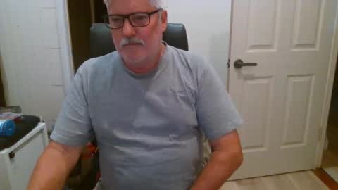 Snapshot of viper654321 chatting on December 2025 07:57:02 AM viper654321 online show from December 2025 07:57:02 AM