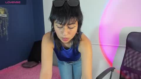 Snapshot of viperlix_ chatting on December 2025 12:05:02 AM viperlix_ online show from December 2025 12:05:02 AM