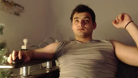 virgil____ online show from December 2024 08:13:01 PM