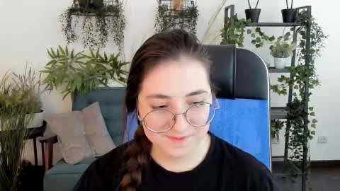 Snapshot of virtualvoyant chatting on November 2025 07:09:01 AM your love online show from November 2025 07:09:01 AM