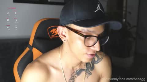 VITO BENZ online show from November 2025 11:10:01 PM