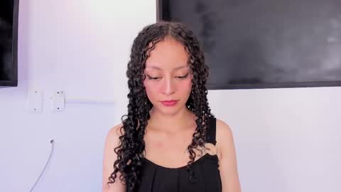 Vivi online show from May 2026 03:33:02 AM