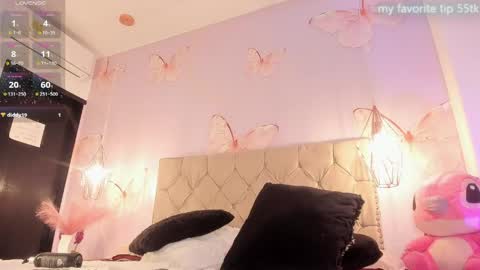 Viviana  online show from April 2026 11:32:02 PM