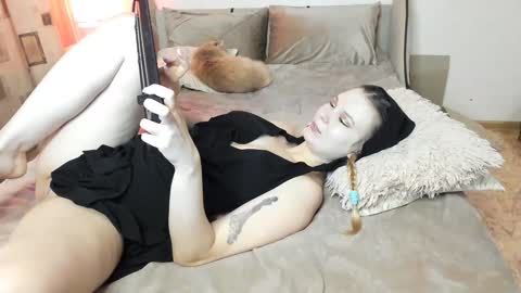 vivian_alison online show from January 2025 08:12:01 PM