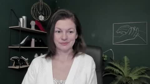 Vivian online show from February 2026 08:19:02 AM