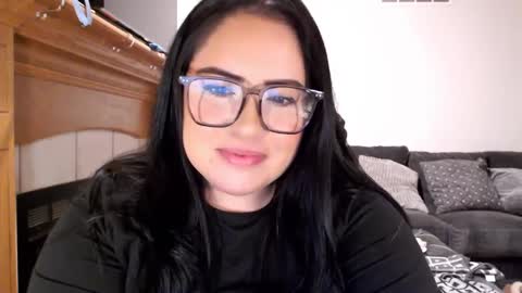 Vivi online show from March 2025 05:21:02 AM