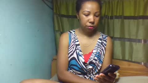 Snapshot of viviane0812 chatting on January 2026 09:01:01 AM viviane0812 online show from January 2026 09:01:01 AM