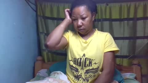 Snapshot of viviane0812 chatting on February 2026 02:21:02 AM viviane0812 online show from February 2026 02:21:02 AM