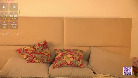 Nelly and Mari online show from November 2025 08:58:02 AM